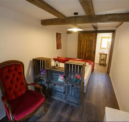 Apartment Bi D'grosseltere De Charme Kirrwiller