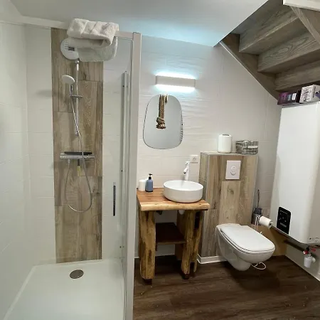 Ensemble De 4 Gites Mitoyens De 2 A 22 Personnes * Kirrwiller