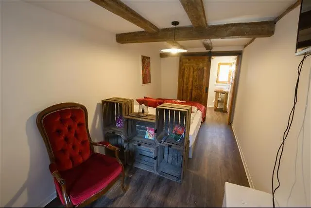 Apartment Bi D'grosseltere De Charme Kirrwiller